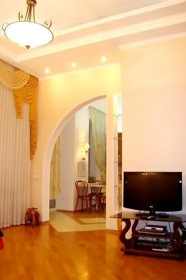 Alex Apartments On Puskinskaya-Chikalenko New Name كييف 0*,  أوكرانيا